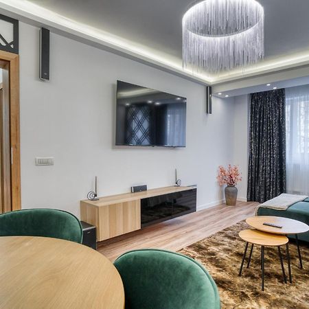 City Chic Retreat: Newly Renovated 1Br Apartment Bucarest Exterior foto