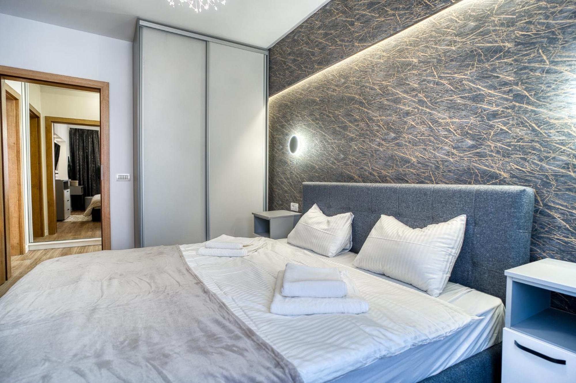 City Chic Retreat: Newly Renovated 1Br Apartment Bucarest Exterior foto