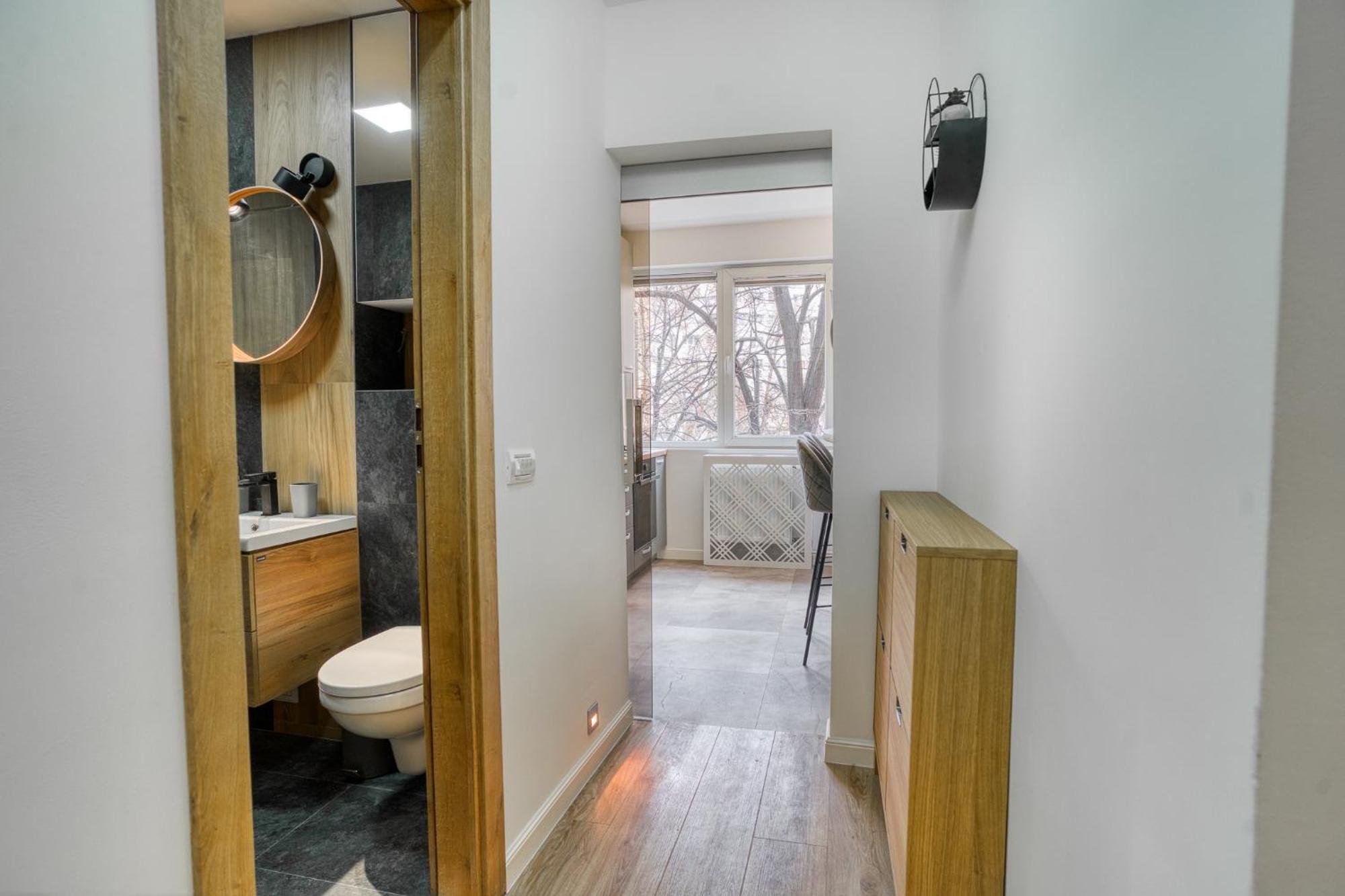 City Chic Retreat: Newly Renovated 1Br Apartment Bucarest Exterior foto