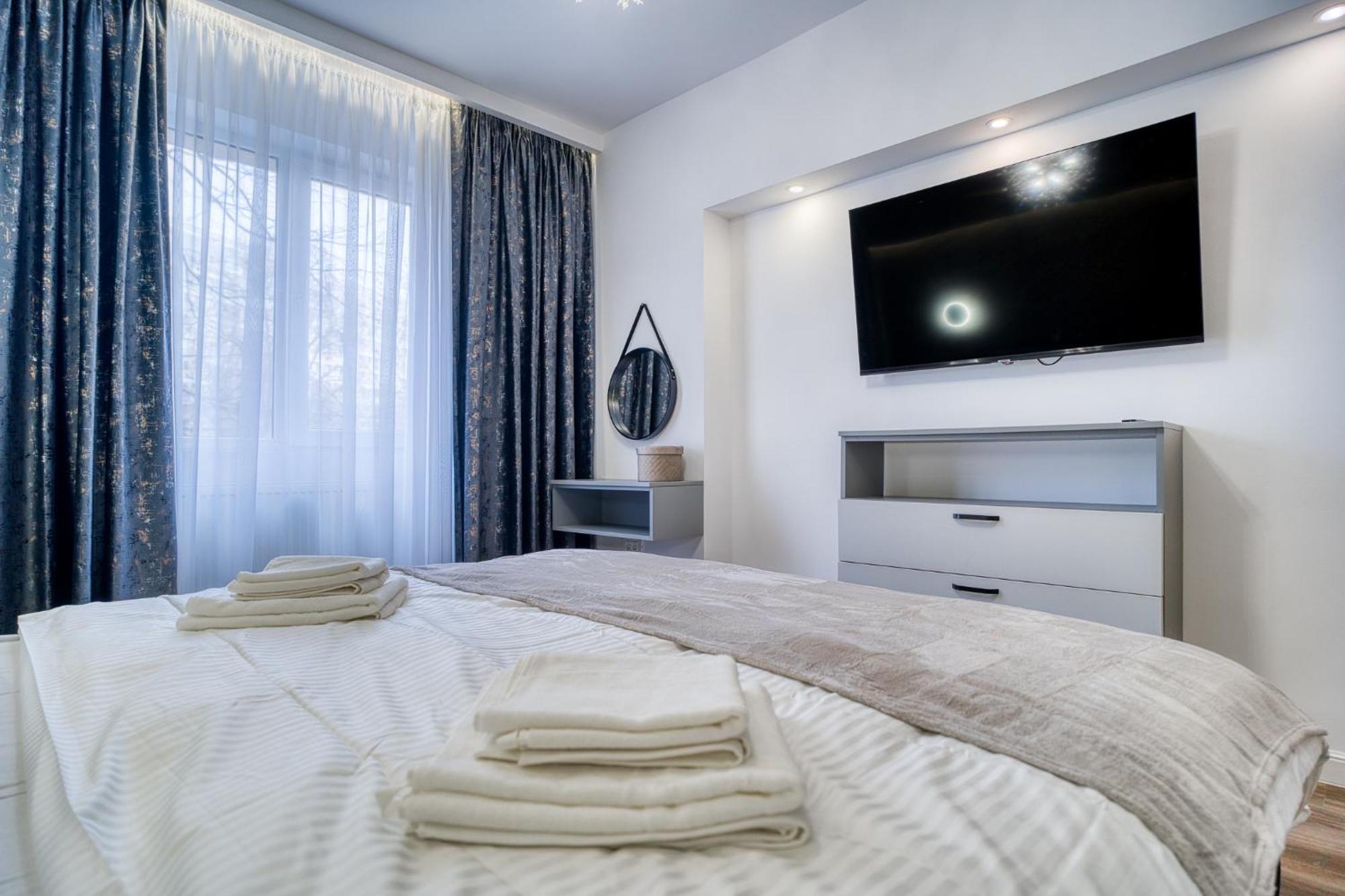 City Chic Retreat: Newly Renovated 1Br Apartment Bucarest Exterior foto