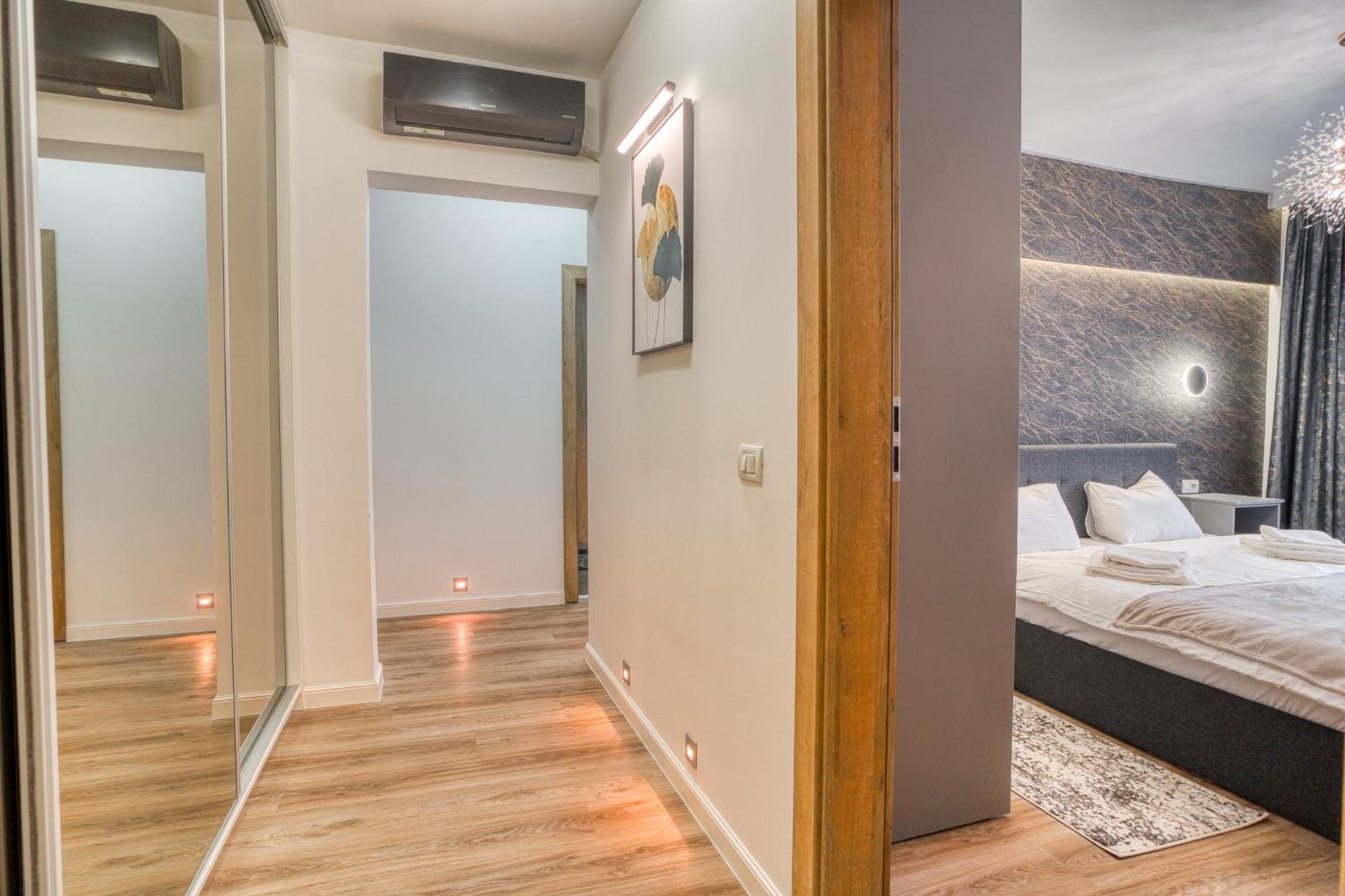 City Chic Retreat: Newly Renovated 1Br Apartment Bucarest Exterior foto